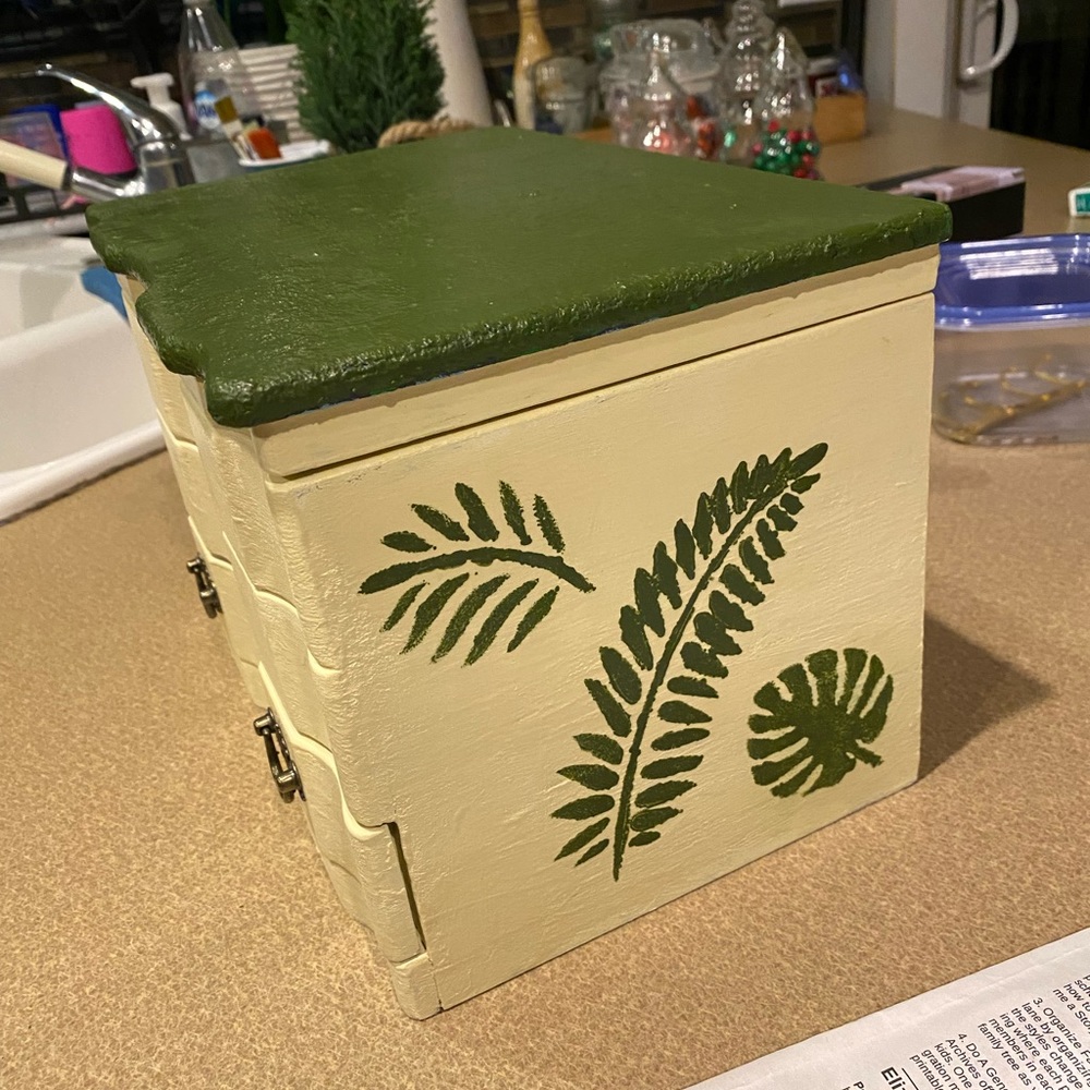 Jewelry Box - Picture 2 of 5